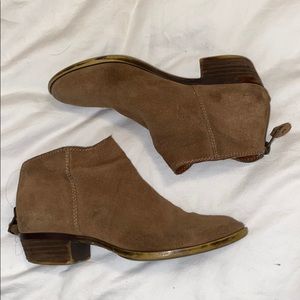 Lucky brand boots